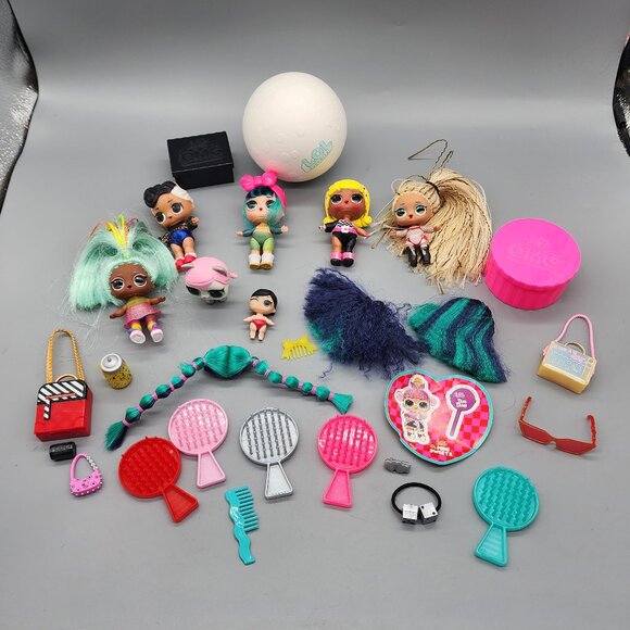 LOL Surprise OMG Dolls Bundle Lot with Accessories Pets Clothes Hair Brushes - Picture 1 of 10